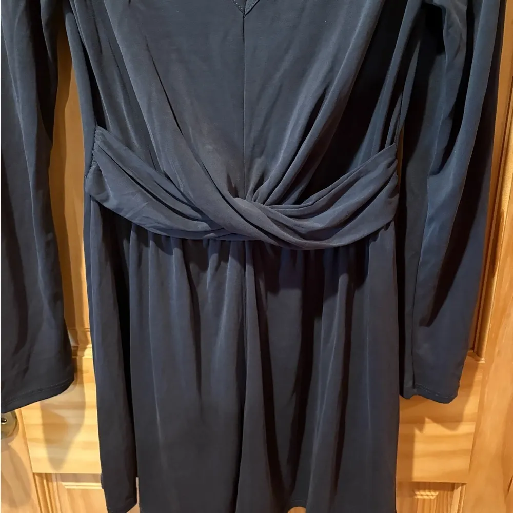 “Mi Ami" V - Image 3