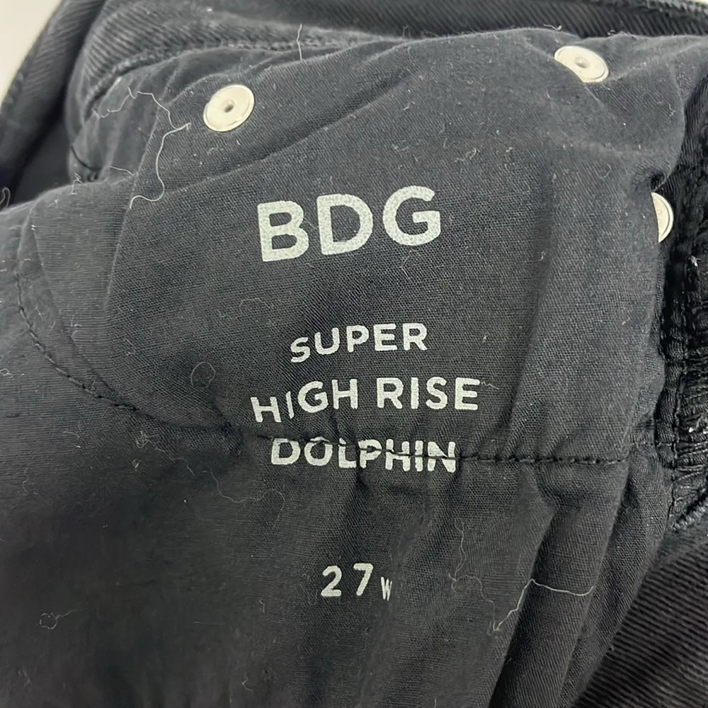 BDG Size 27 Black Super High Rise Dolphin Frayed Distressed Denim Jean Shorts - Image 8