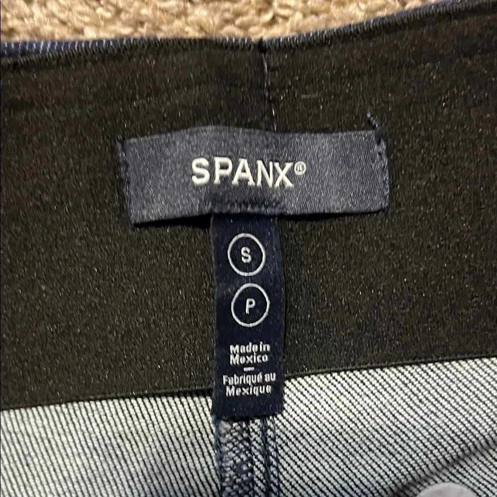SPANX Raw+Indigo Zero Waistband Micro Flare Jeans Small - Image 3