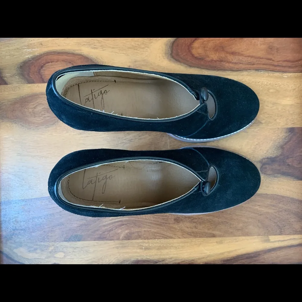 Latigo Black Suede Block Heel Shoes - Image 5