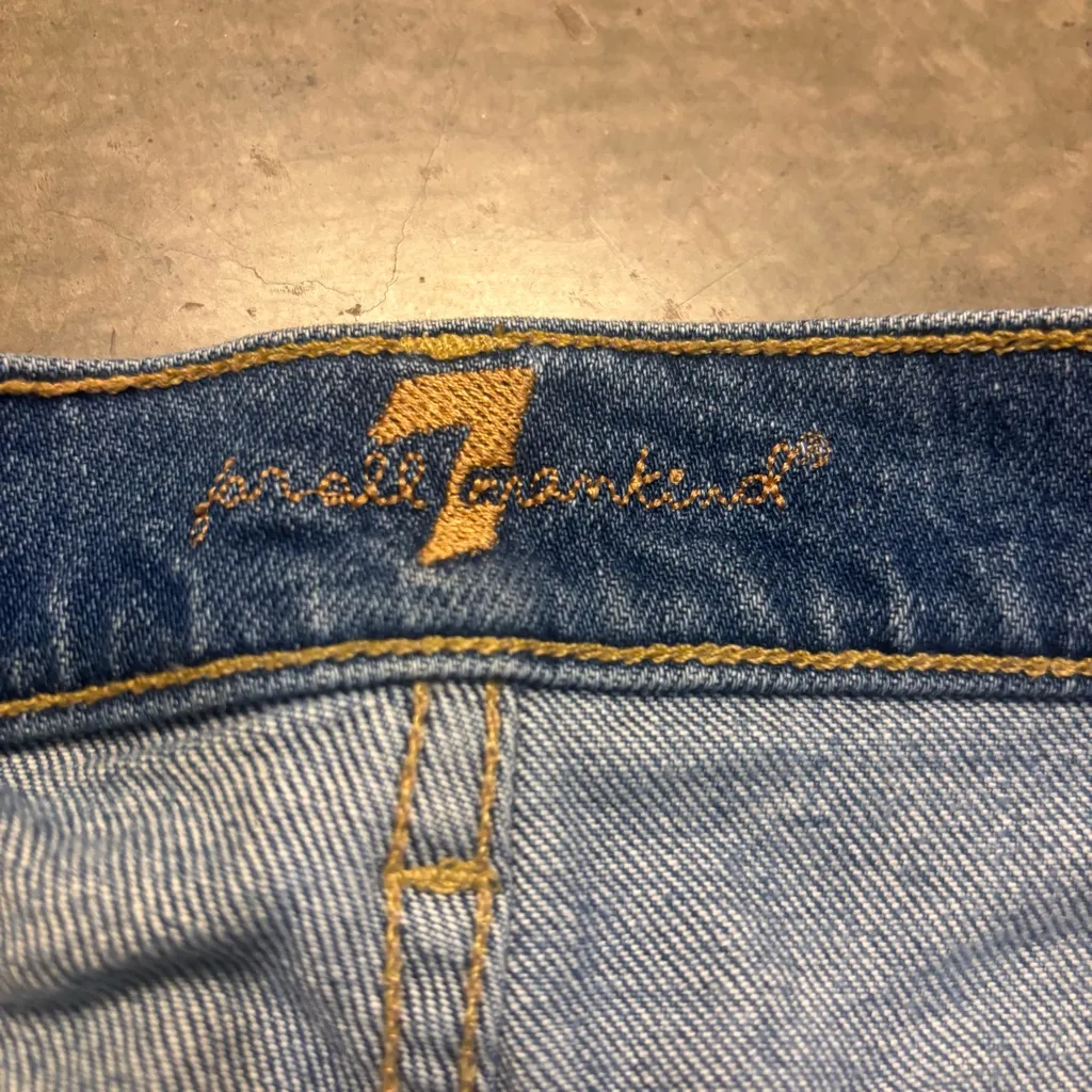 7 For All Mankind Distressed Jean Denim Shorts Fringe Button Fly Hi Rise Size 25 - Image 2