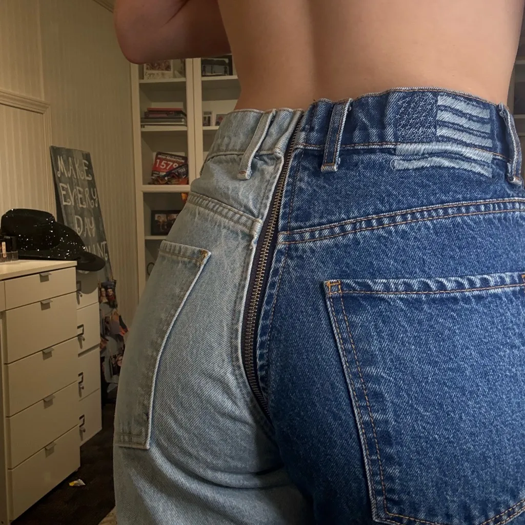 Revice Denim Split denim high waisted straight leg with zipper front - Image 4