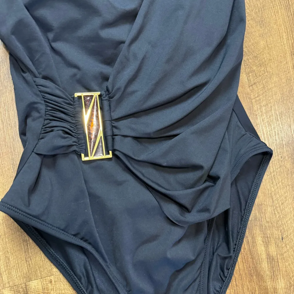 La Blanca One Piece Swimsuit Sz 12 Black One Shoulder Drape Wrap Surplice - Image 6