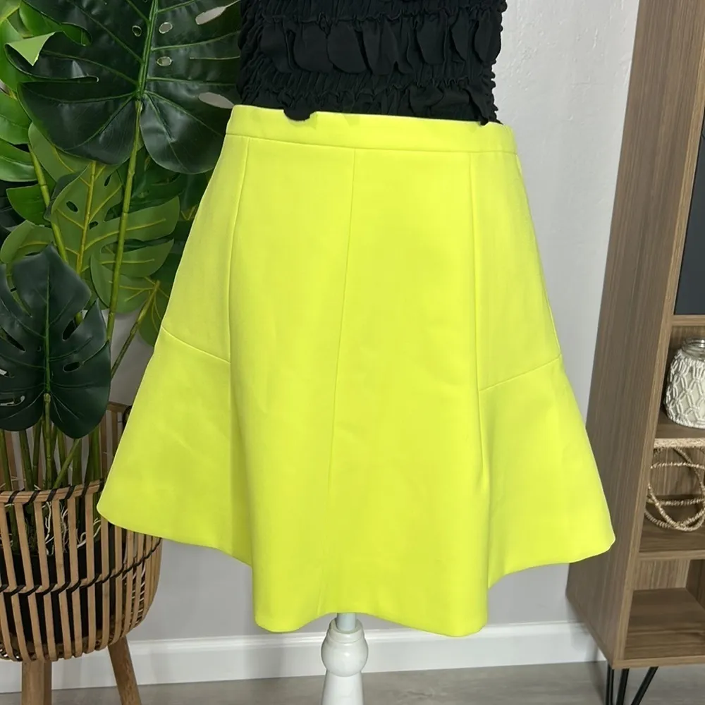 J.Crew • neon a line mini skirt size 8 - Image 2