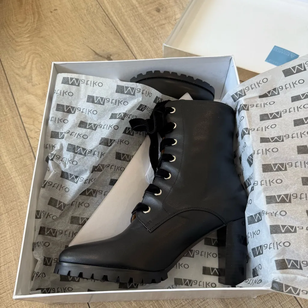 Matiko Shoes Emma Womens EUR 37 us 6/5 Black Lace Up Heeled Leather Boot NWT - Image 2