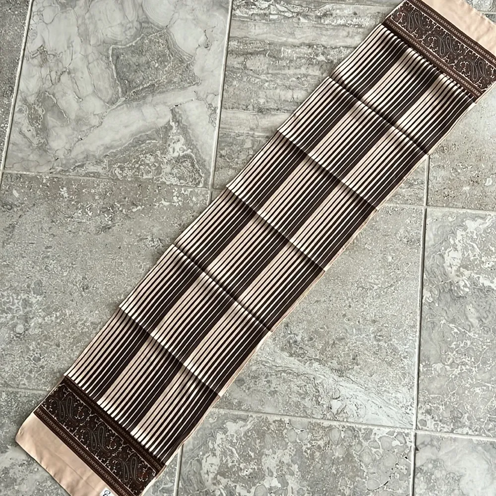 NWT Pier Giorgio (Made in Italy) Rectangular Scarf, New in Packaging - Image 4