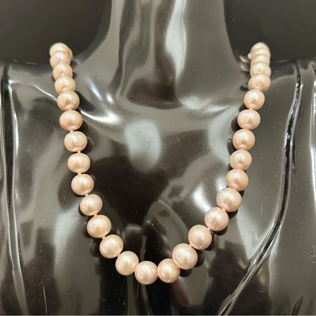 14K 585 Gold Clasp 9mm Ivory Cream Freshwater Cultured Pearl 17” Necklace 48.6g. - Image 4