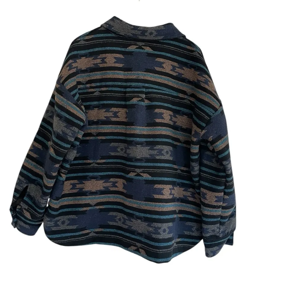 Blue and Tan Aztec Western Print Shacket Jacket Sz L - Image 2