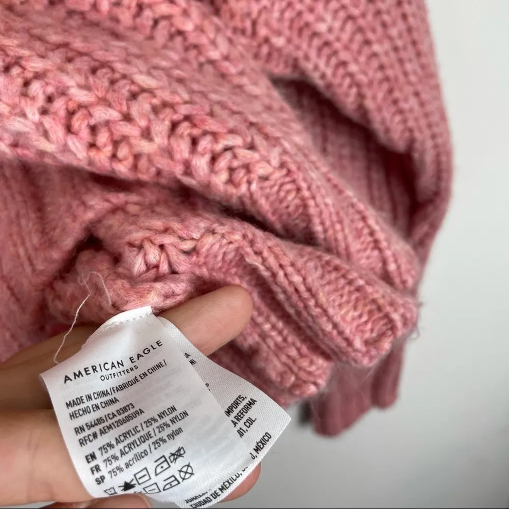 American Eagle Pink Chunky Knit Crop Sweater - Image 10