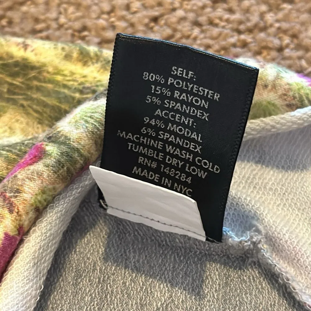 Terez Women’s Dessert Print Grey Sleeveless Shirt - Image 6