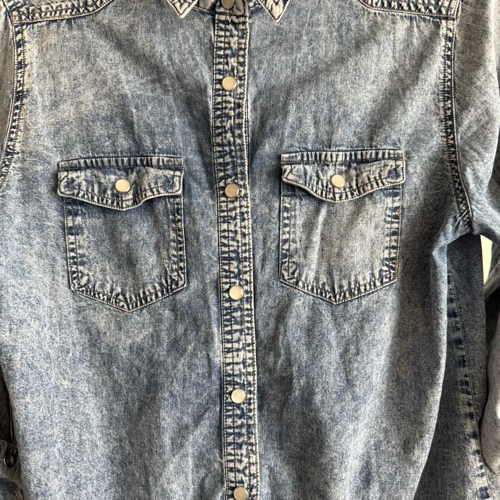 Passport Acid Wash Denim Button Front Western Shirt Long Sleeve Size Large Blue - Image 5