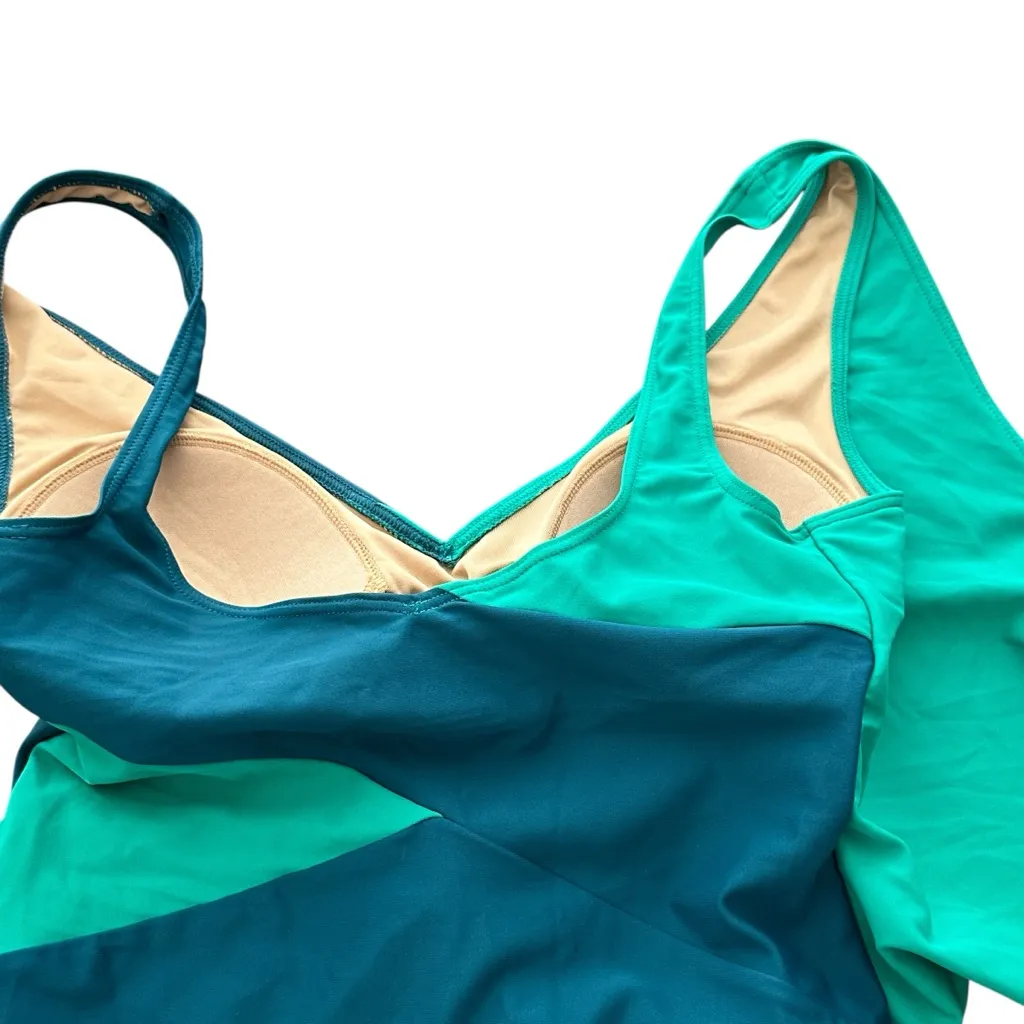 SummerSalt The Perfect Wrap One-Piece Two-Tone Wrap Swimsuit 4 - Image 7