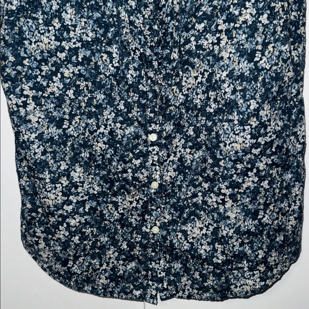 Eddie Bauer Cotton Short Sleeve Button Down Shirt Blue Floral Women’s Small S - Image 3