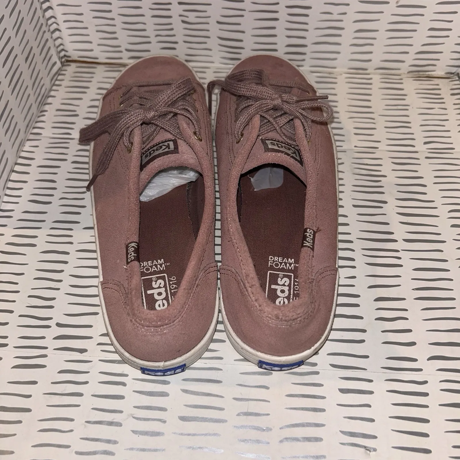 Keds Kickstart Sneaker Women's 9  Pink Mauve  Suede Low Top Classic Minimalist - Image 4