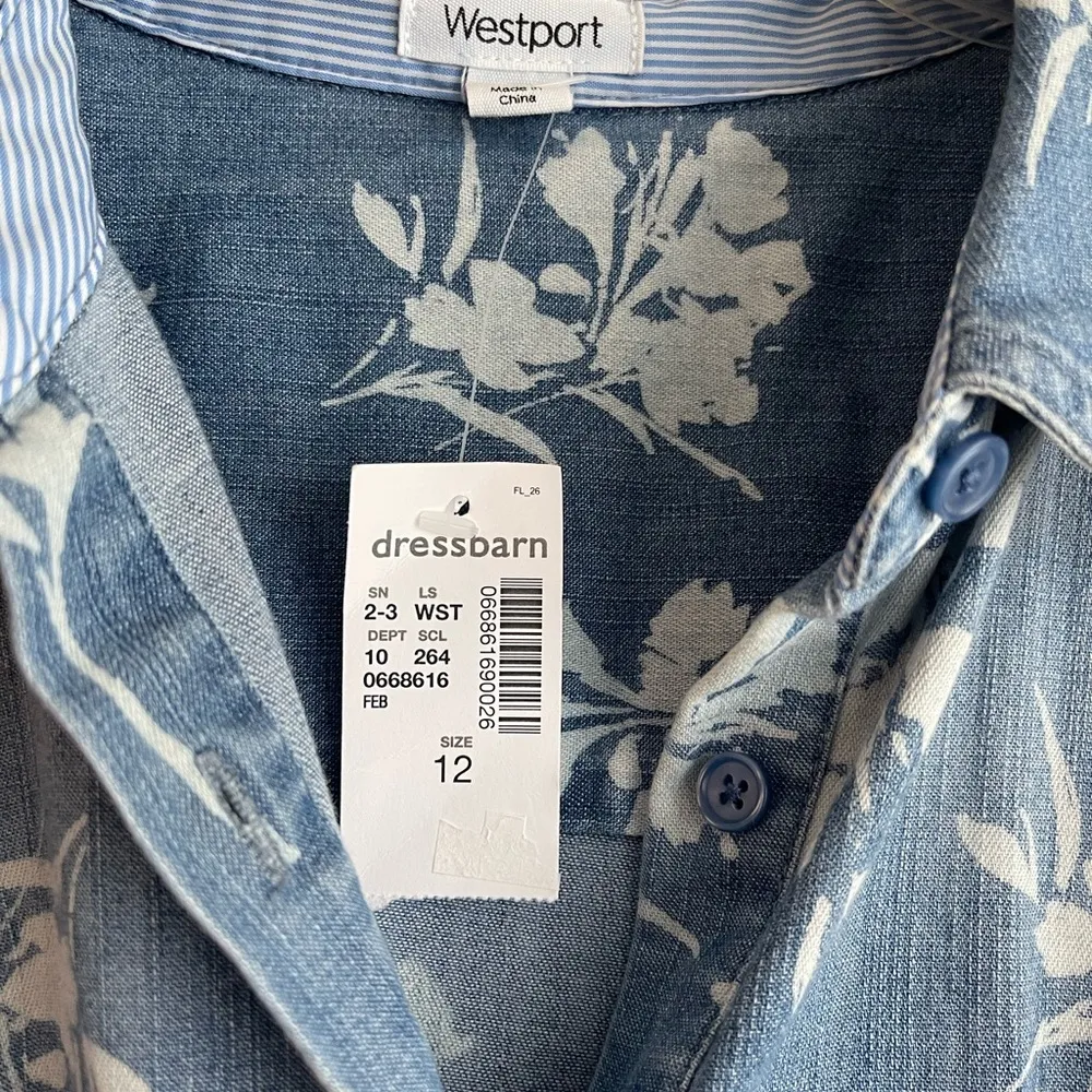 Westport Floral Chambray button front knee length dress - Image 8