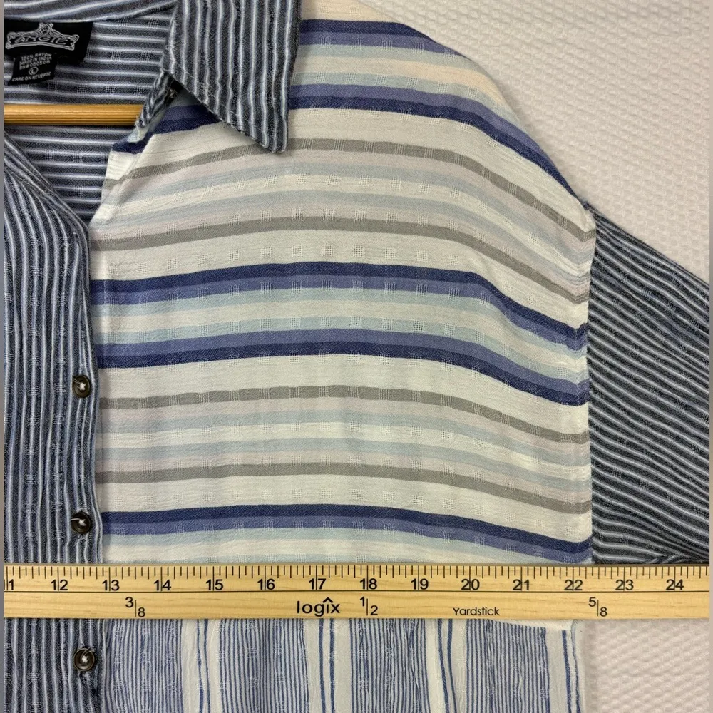 Angie Blue and White Casual Button Down Shirt Size Large - Image 9