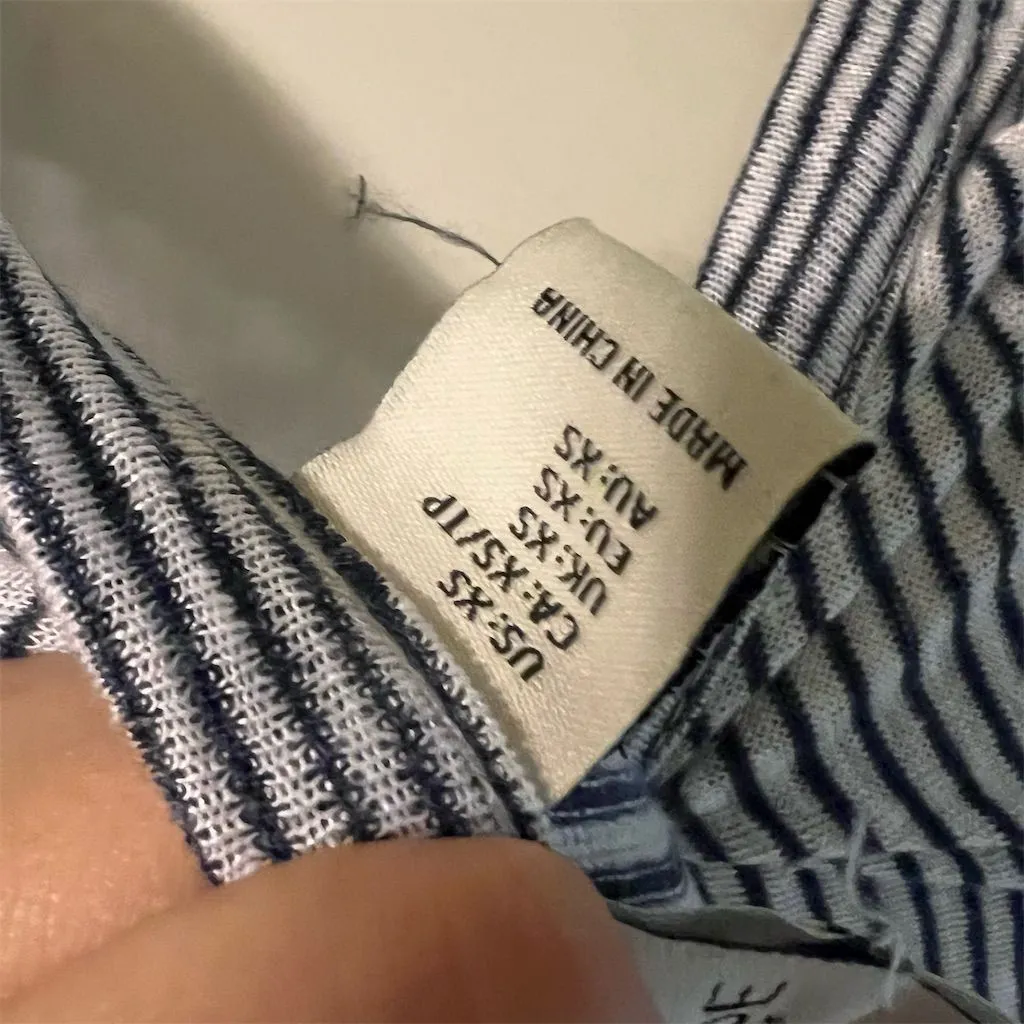 Rachel Zoe Women's XS Blue Striped Sleeveless Linen Front Tie Blouse - Image 6