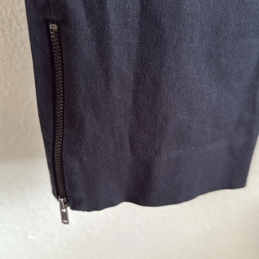 Eileen Fisher Charcoal Trousers. - Image 3