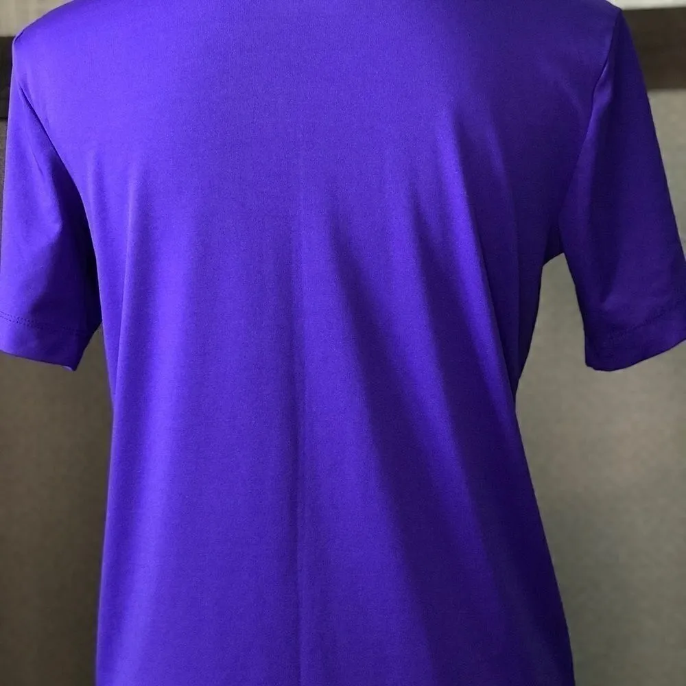 Old Navy Activewear Short Sleeve XL Go-Dry Top - Image 4