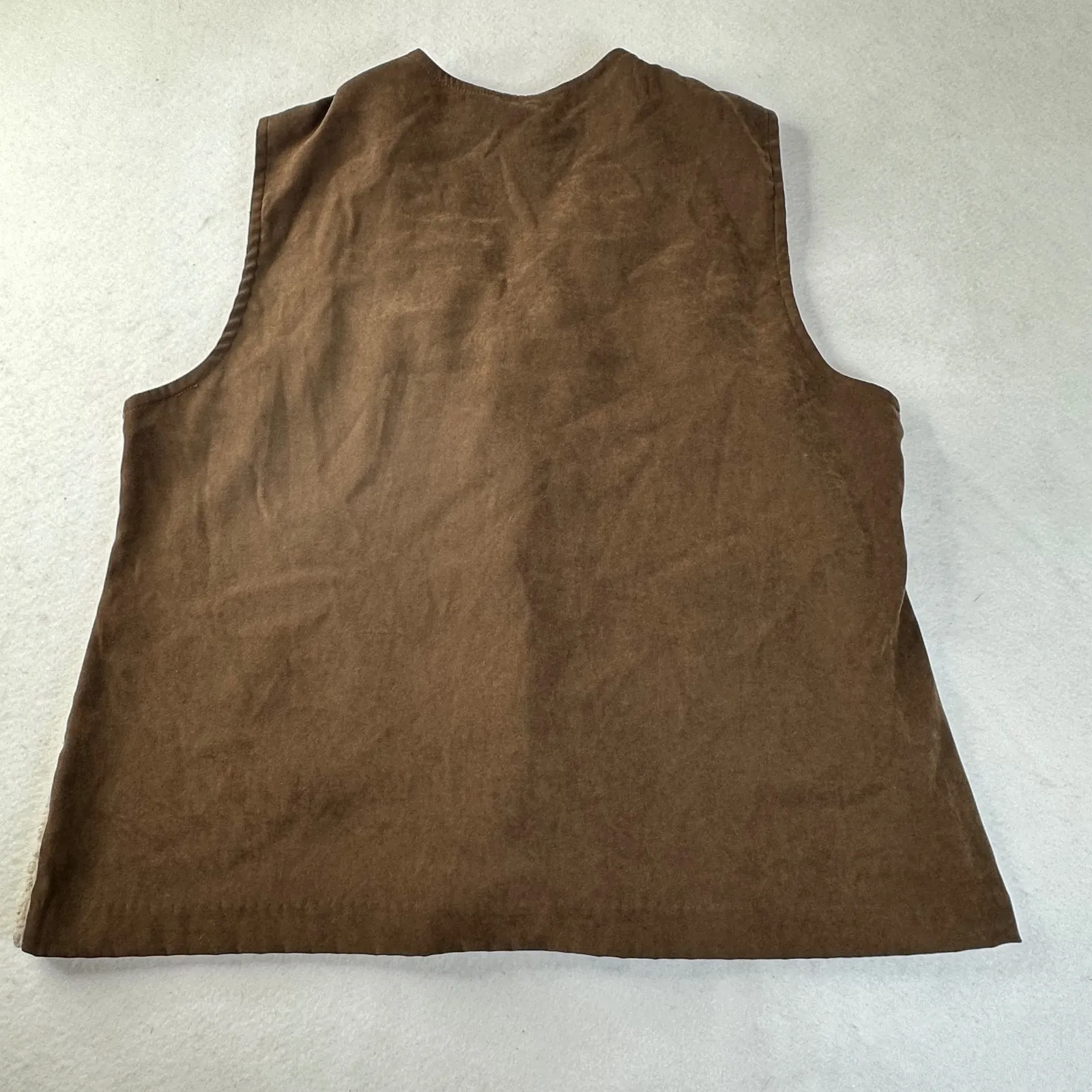 Alfred Dunner Women's Cream Sherpa Floral Embroidered Button Vest Size L - Image 6