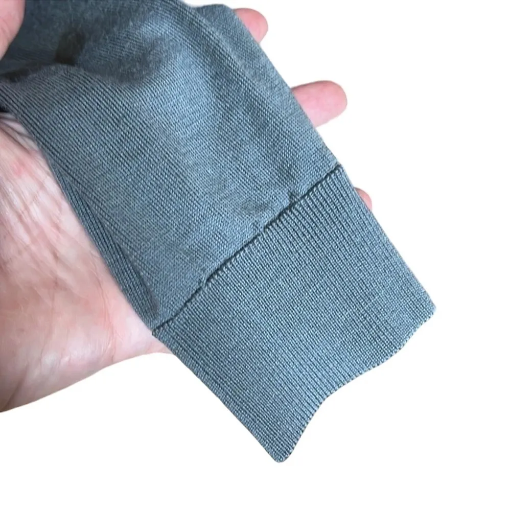 JW Anderson x UNIQLO Extra Fine Merino Wool Gray Turtleneck Sweater Size XS - Image 5