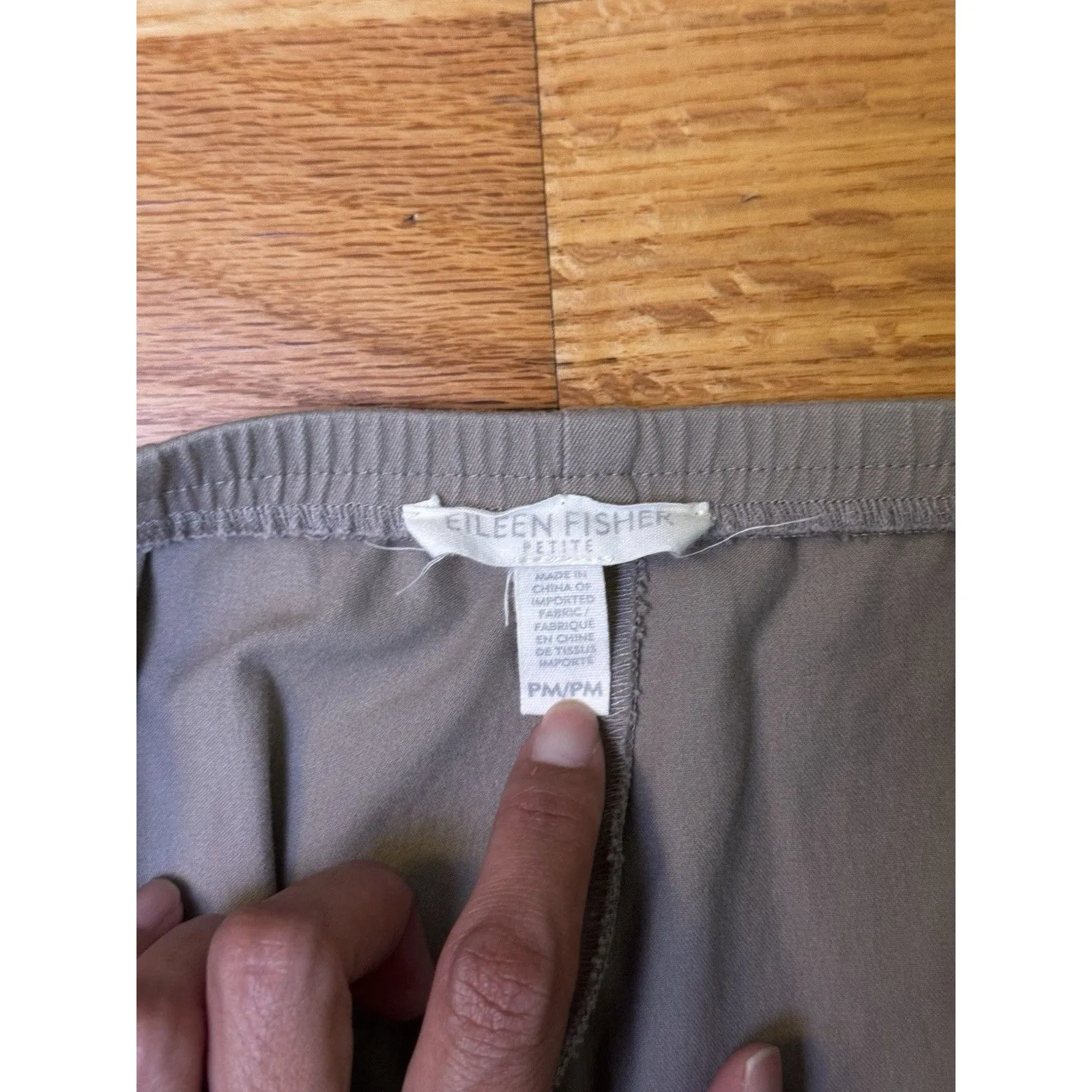 Eileen Fisher Women's Organic Cotton Straight Leg Crop Pants Gray/Beige Size M - Image 3