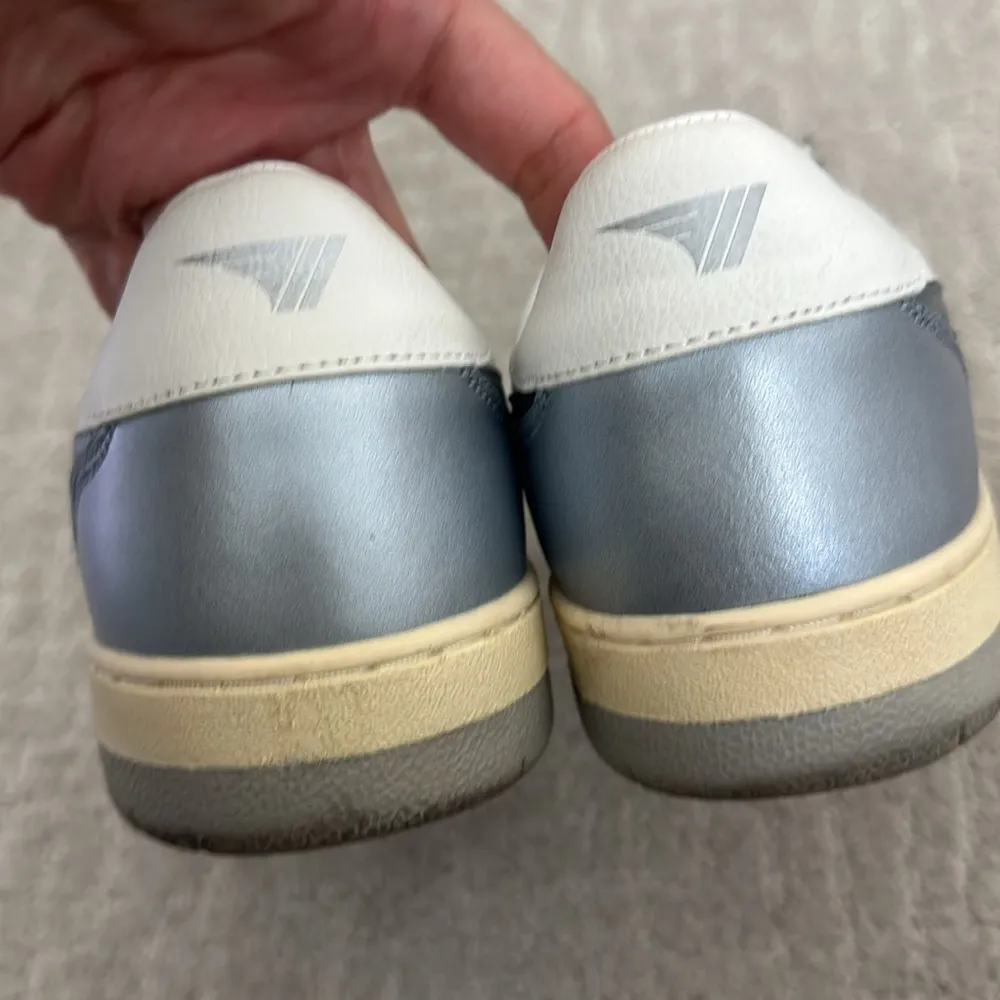 EUC GOLA hawk II metallic silver sneakers tennis shoes slip on bungee tie White Size 10 - Image 8