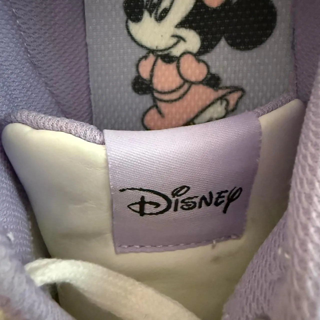Disney Minnie Mouse Size 9 White Canvas Trainers with Purple Accents - Image 4