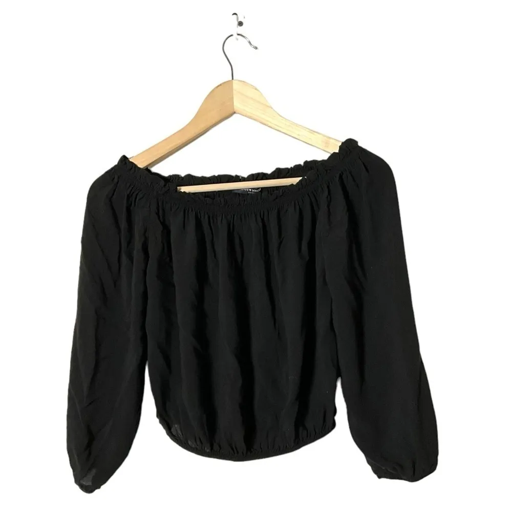 Brandy Melville black off‎ shoulder crop top OSFM - Image 2