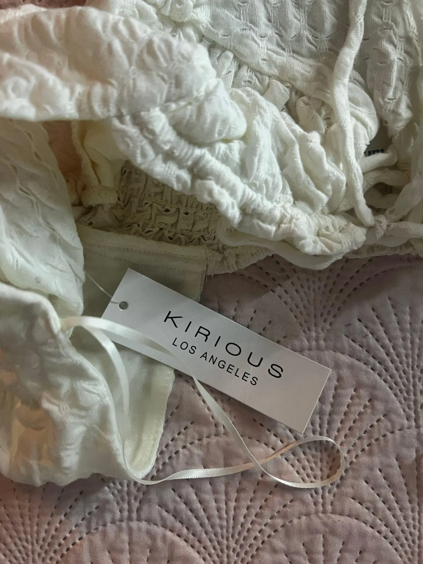 White Cropped Blouse Size Small  - Image 3