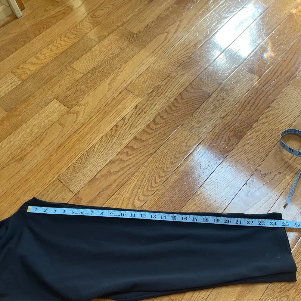 Athleta Venice Pintuck Pant Women's XS Black Stretch Pull On Tapered Leg Cropped - Image 10