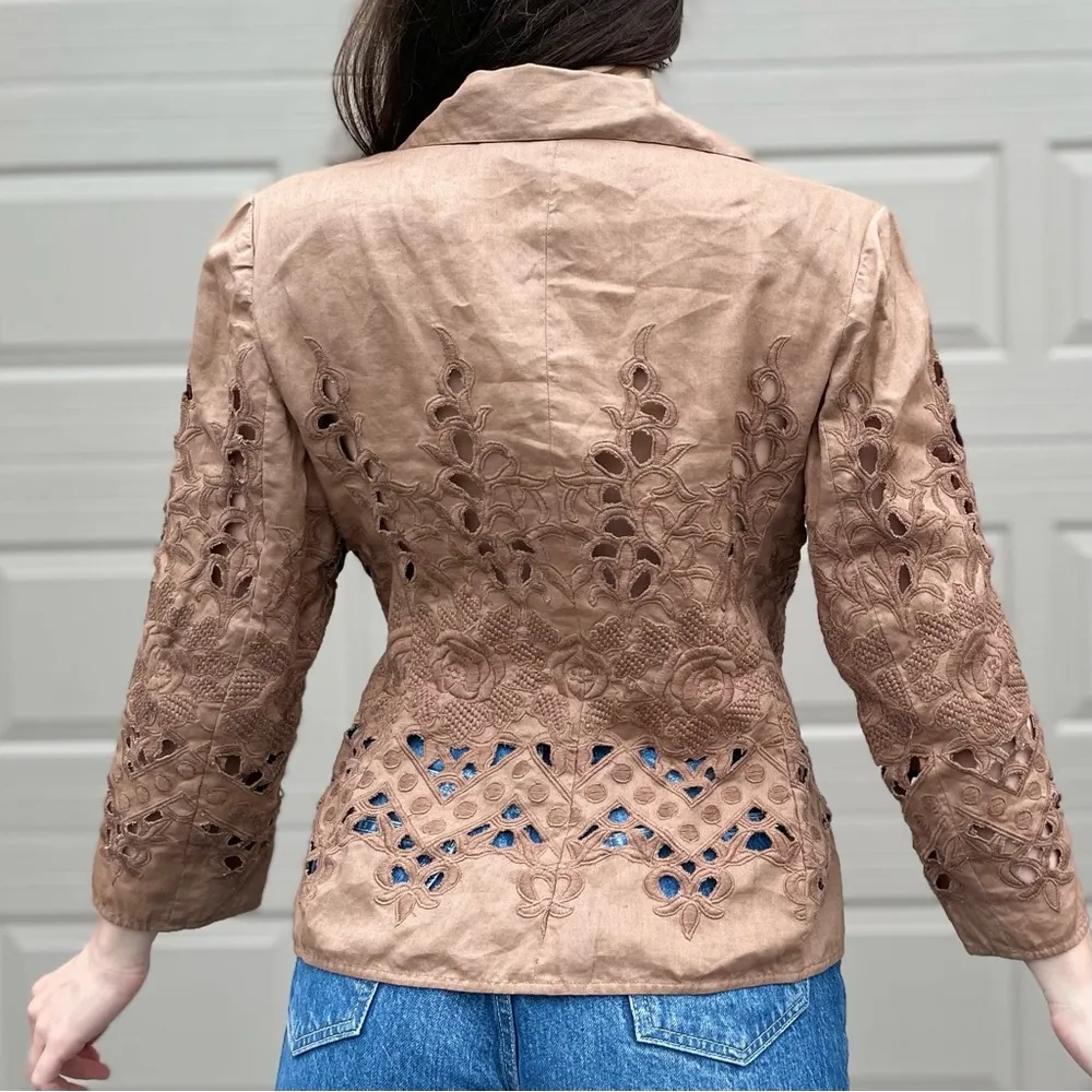 Vintage Tan Linen Bohemian Floral lace Cut Out Blazer Jacket Size 10 - Image 3
