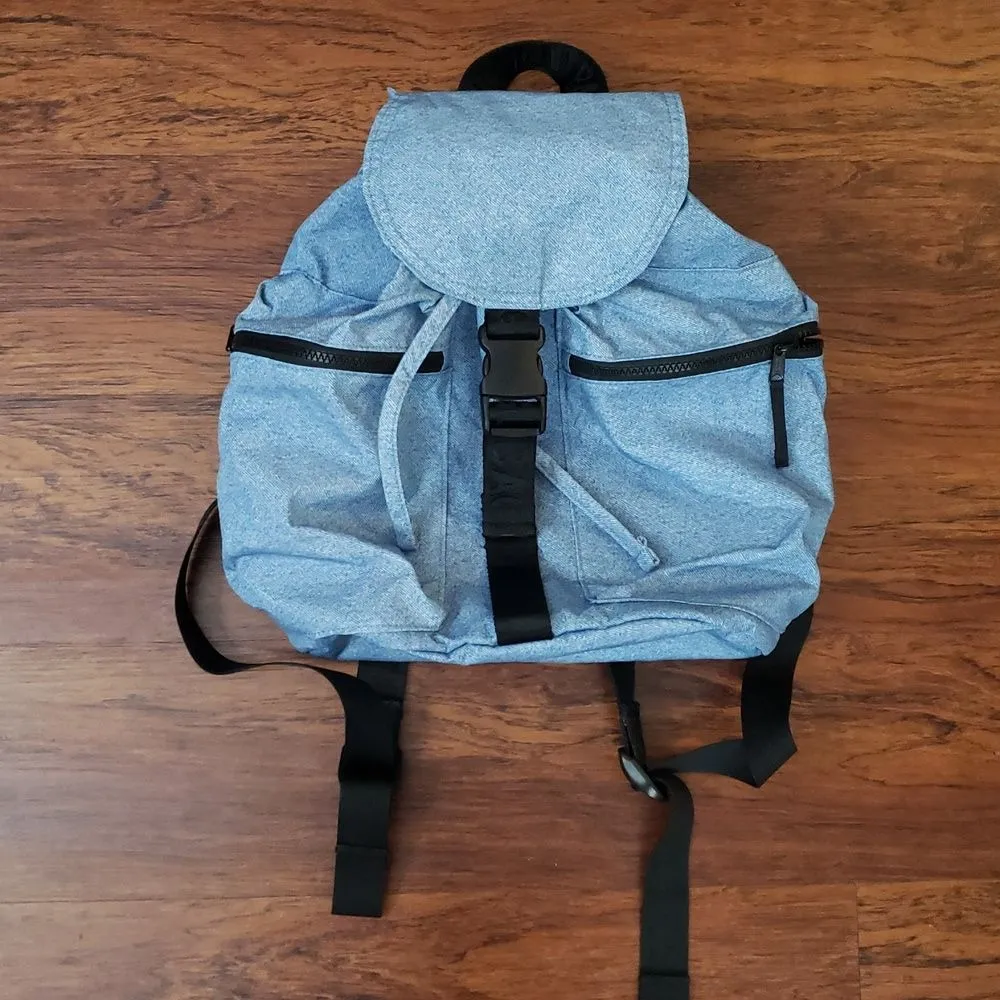 NWOT Baggu Blue Chic Edgy Feminine Whimsical Y2K Trendy Casual Sporty Backpack - Image 2