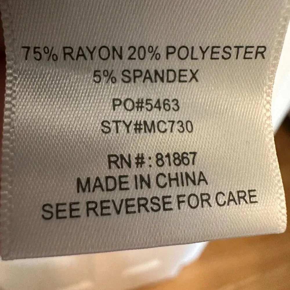 Olivia Sky black and grey knit sleeveless turtleneck tunic top - Image 4