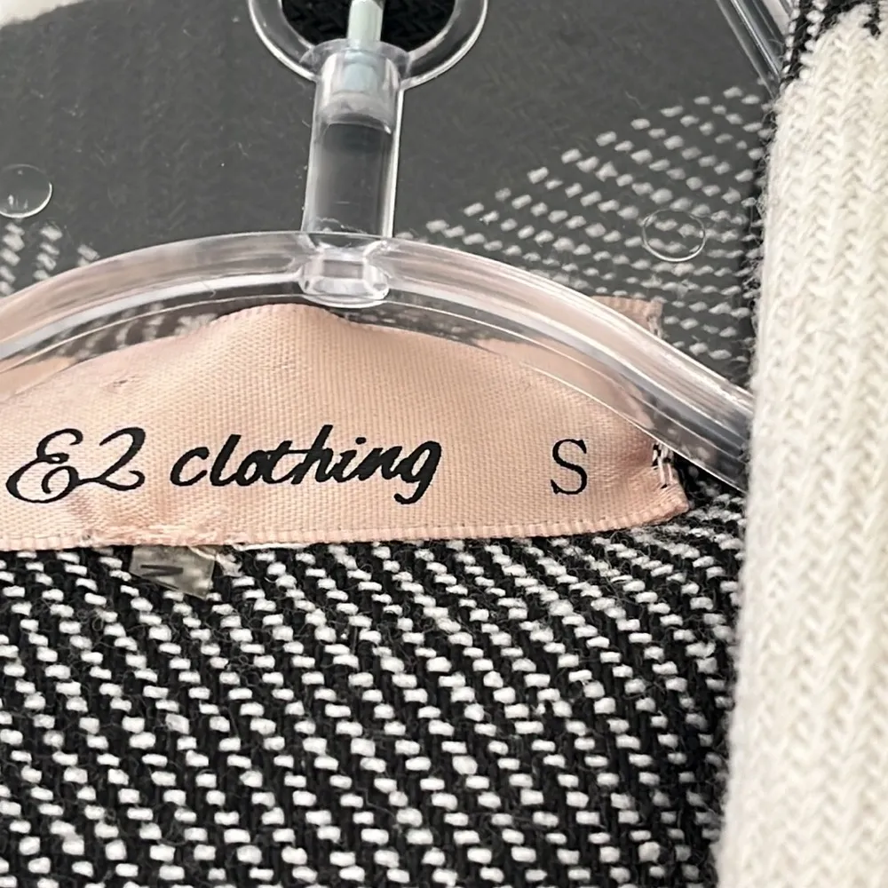 Buffalo Print Super Cute Open Vest - Image 3