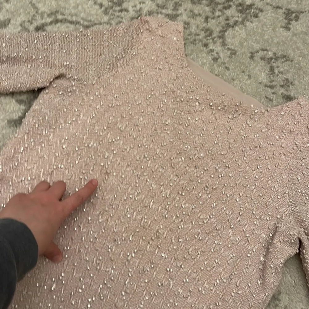 Jennifer Lopez  Sweater Size XL Pink Silver Sparkle Baby Pink - Image 5