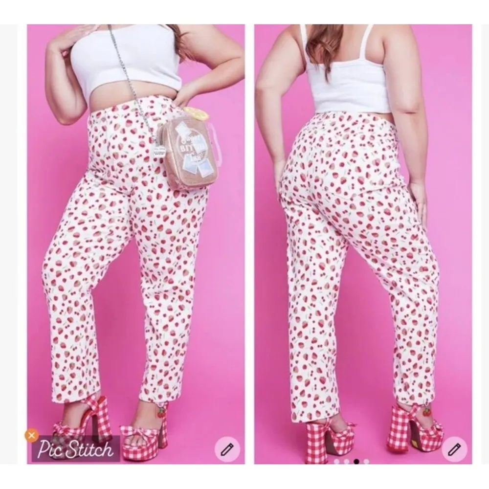 Dolls Kill Sugar Thrillz Farm Stand Strawberry Cherry Print Jeans White - Image 5