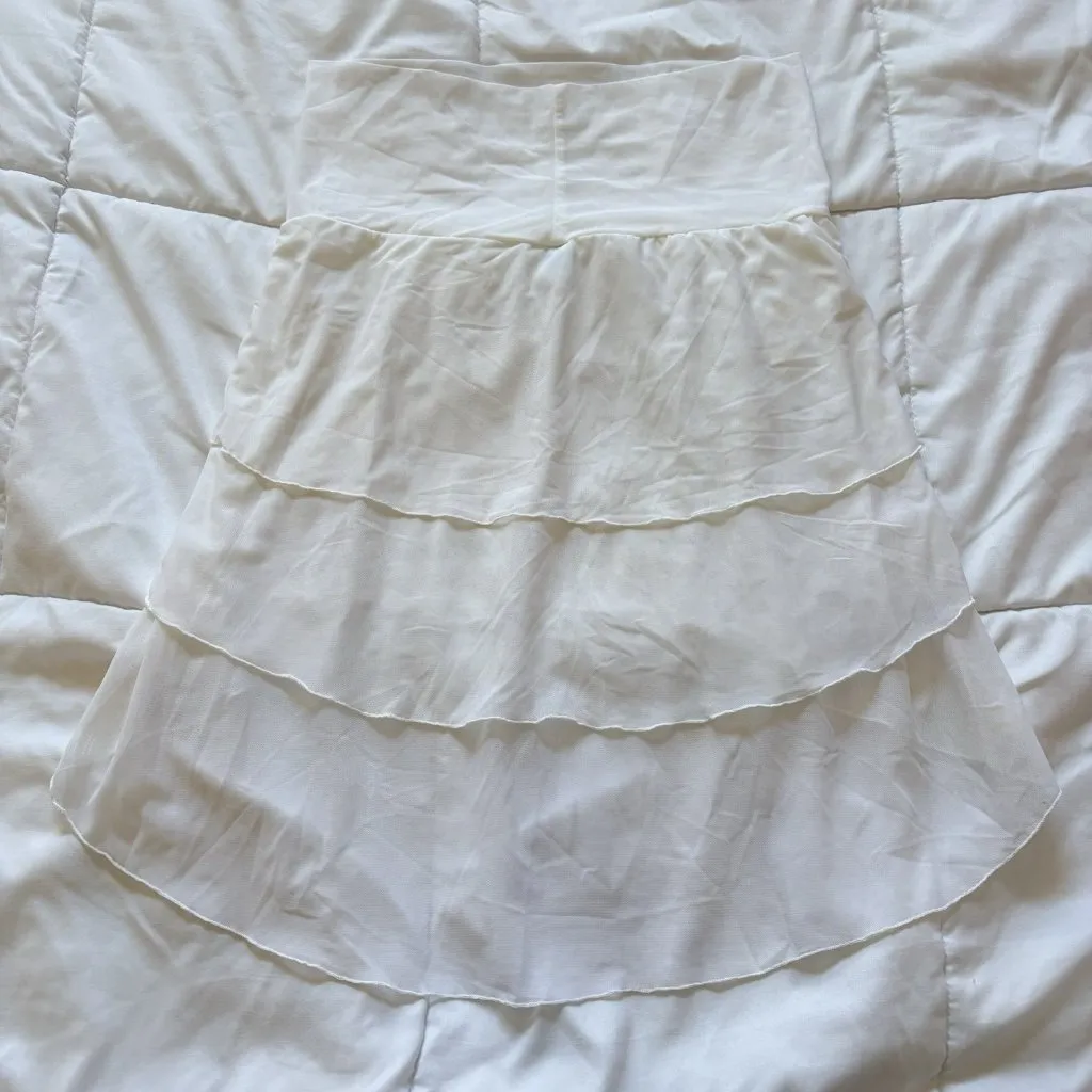 Venus White Ruffle Swim Skirt Cover Up Womens Size Medium Summer Beach Vacation - Image 6