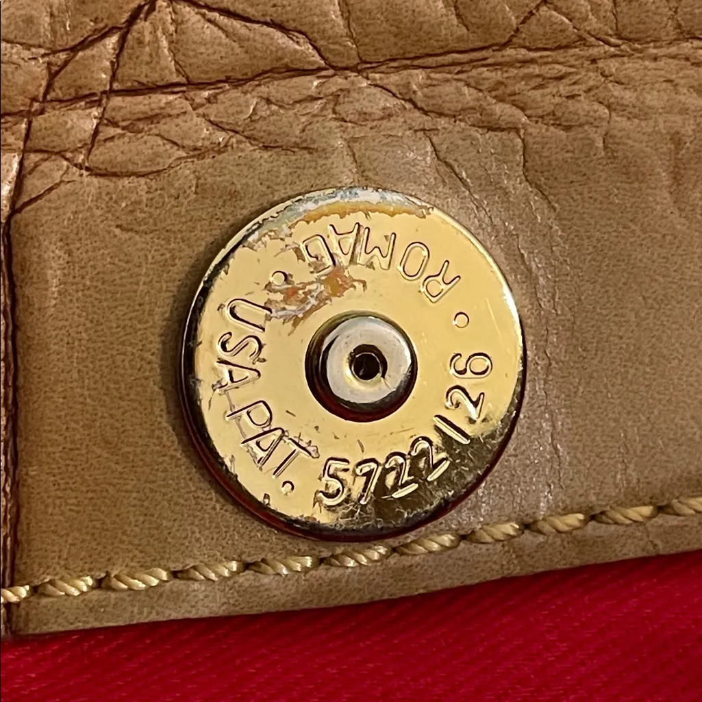 Dooney & Bourke Vintage Tan Croc Embossed Leather Shoulder Tote Bag 13x16 - Image 15