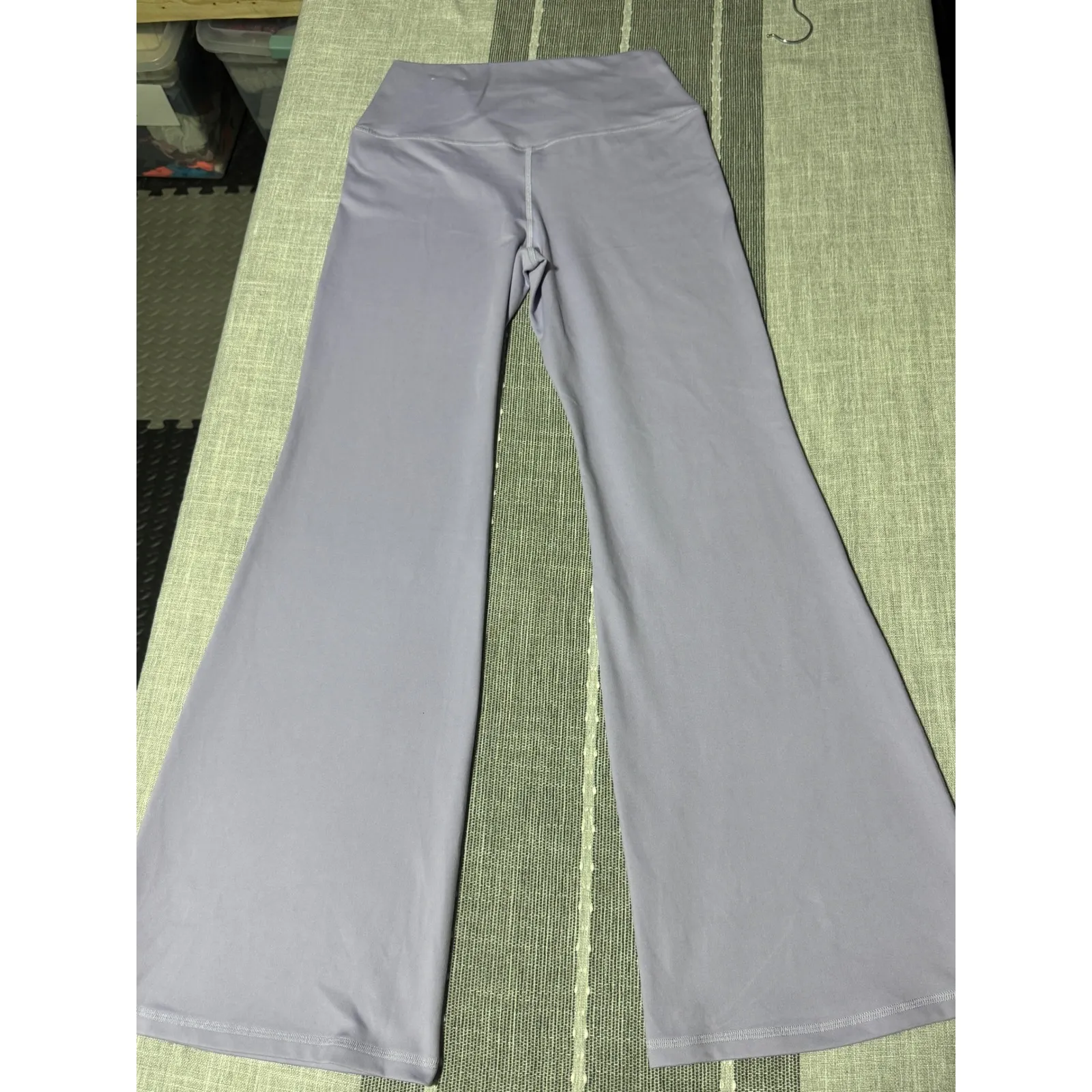 Gilly Hicks Recharge Purple relaxed wide let Yoga Pants Womens Size L Flare Leg - Image 6