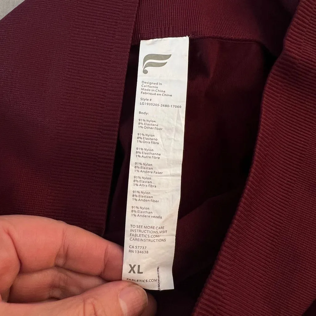 Fabletics sync 7/8 perforated legging size xl - Image 8