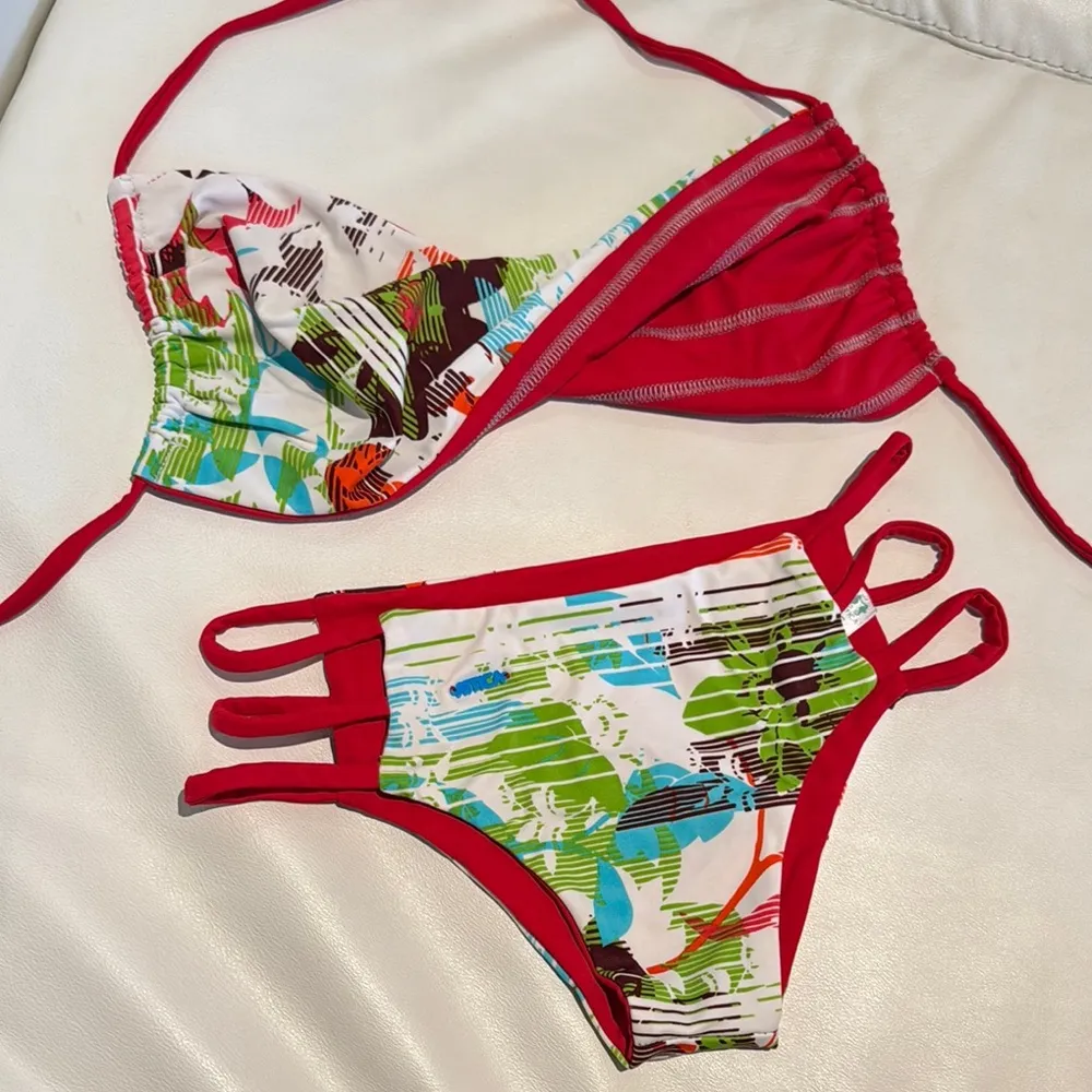 Women Small red tropical flowers bikini Swim Set with special stitching detail - Image 2