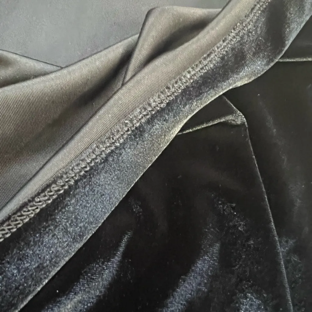 Gilligan & O'Malley Black Crushed Velvet Lace Detail Slip Gown/Dress Size Large - Image 8