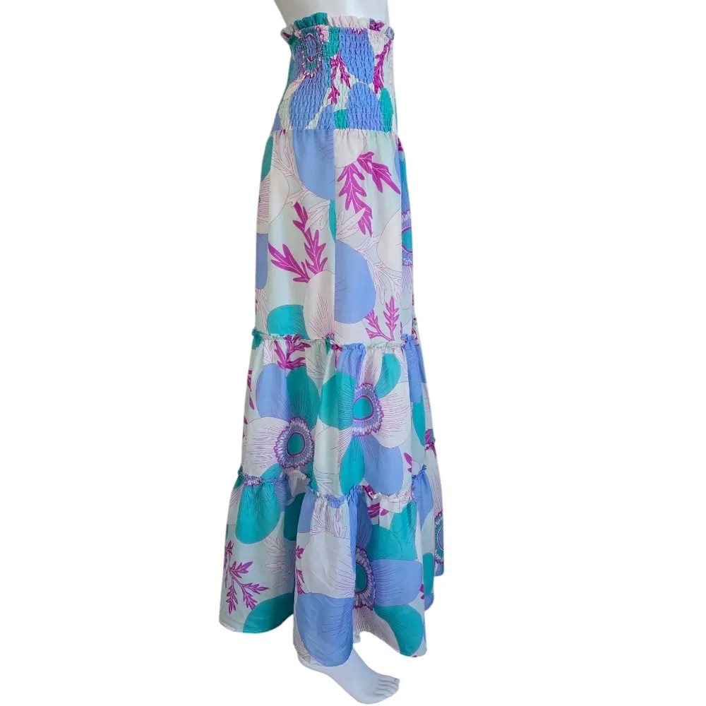 J. Marie Mia Rae Cornflower Blue Multi Floral Strapless Skirt/Dress Size Medium - Image 8