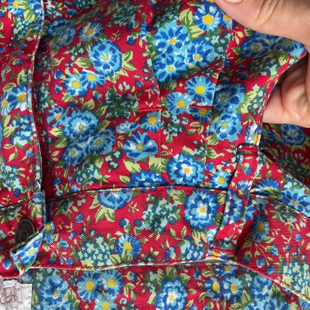 90s vintage floral printed shorts high rise vintage shorts prairie floral print Size 10 - Image 7