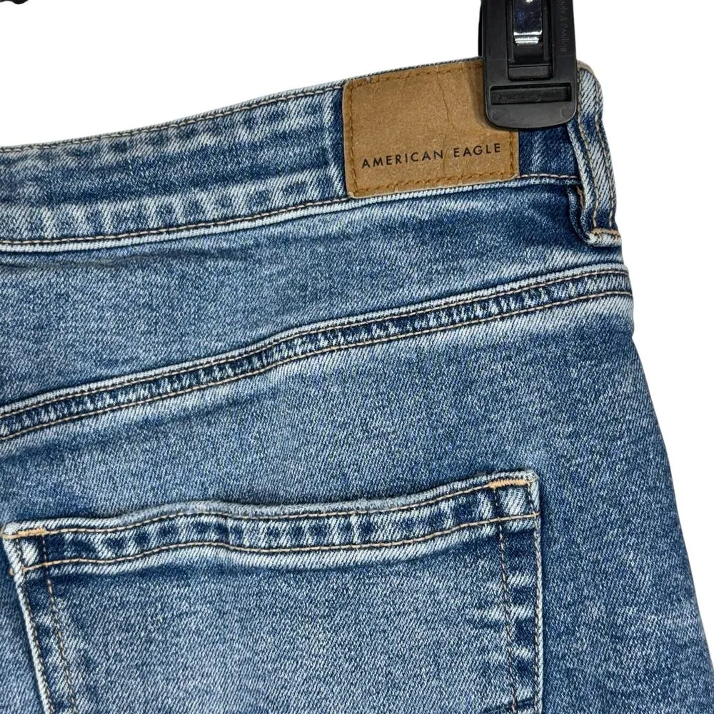 American Eagle SZ 10 Mom Jeans Strigid Distressed Rips Hi-Rise Zip-Fly Pockets - Image 8