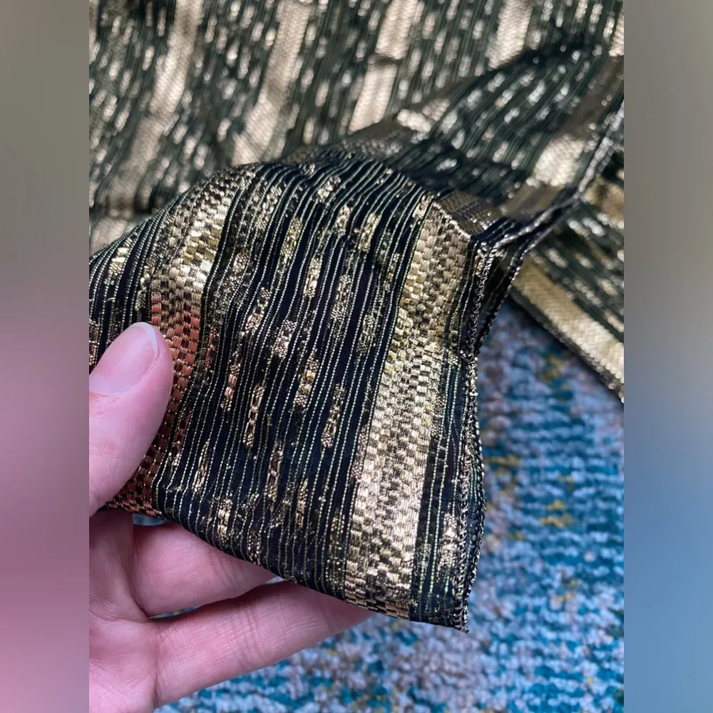 Vintage 60/70s  for the Vera Companies green metallic long hair scarf - Image 3