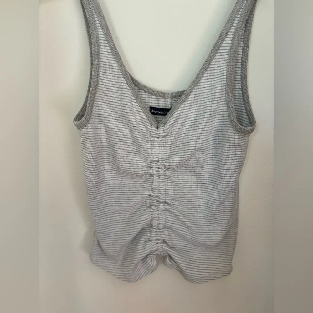 Abercrombie gray and white stripe tank top size small cotton blend - Image 4