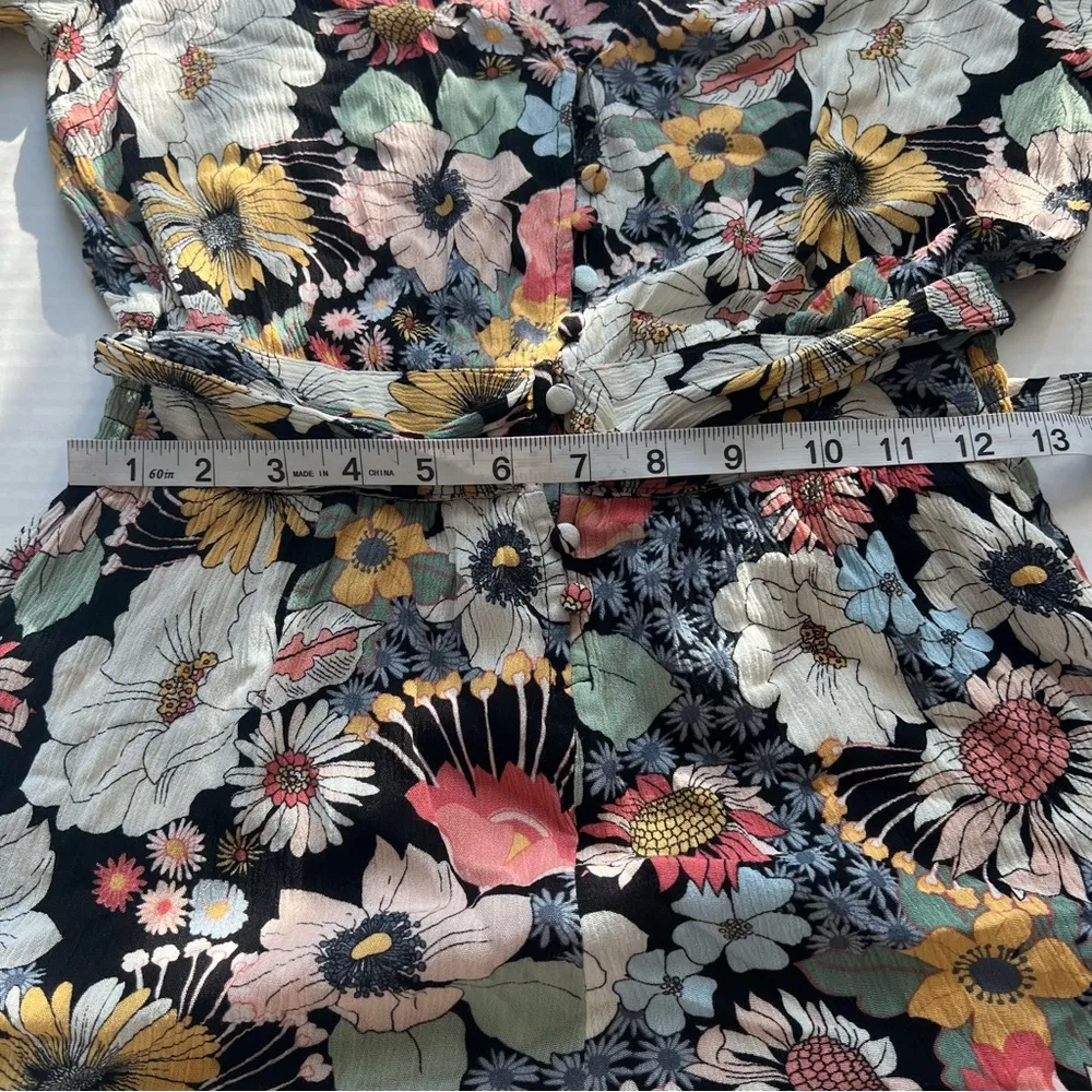 O'Neill Kyrie Twiggy Floral Romper Shorts xs black multi color flutter sleeve - Image 16