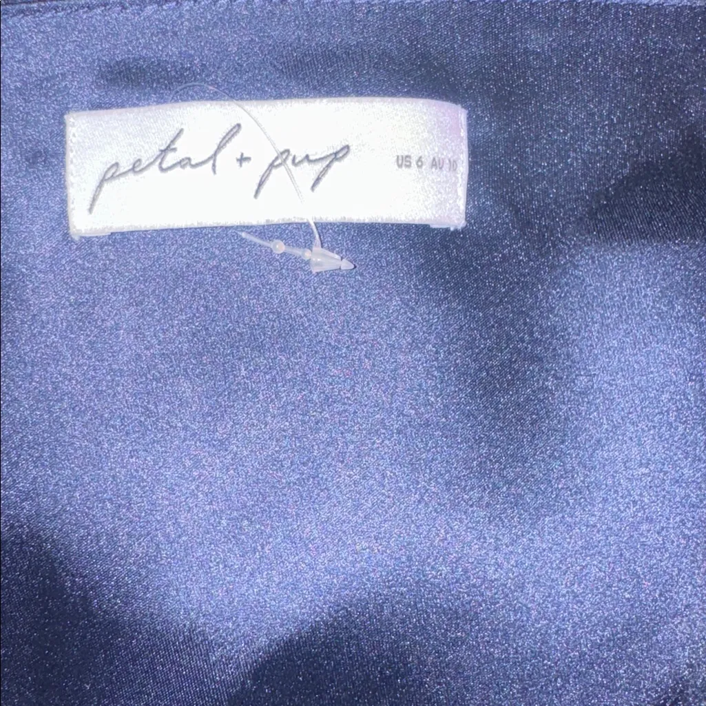 NEW Petal & Pup Nadia One-Shoulder Satin Maxi Navy Dress sz 6 - Image 6